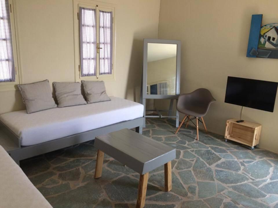 Makares Aparthotel Donoussa Buitenkant foto