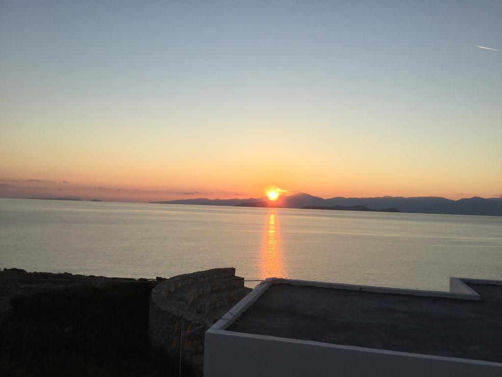 Makares Aparthotel Donoussa Buitenkant foto