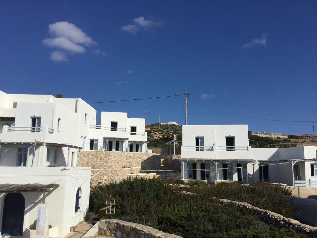Makares Aparthotel Donoussa Buitenkant foto
