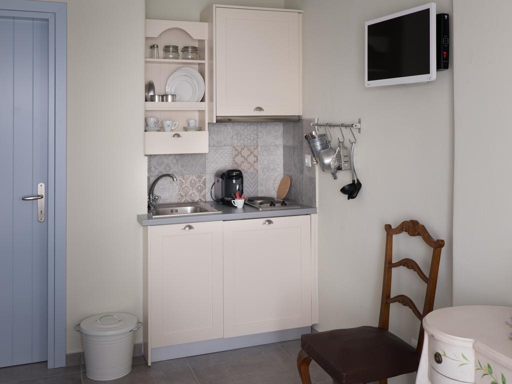 Makares Aparthotel Donoussa Kamer foto