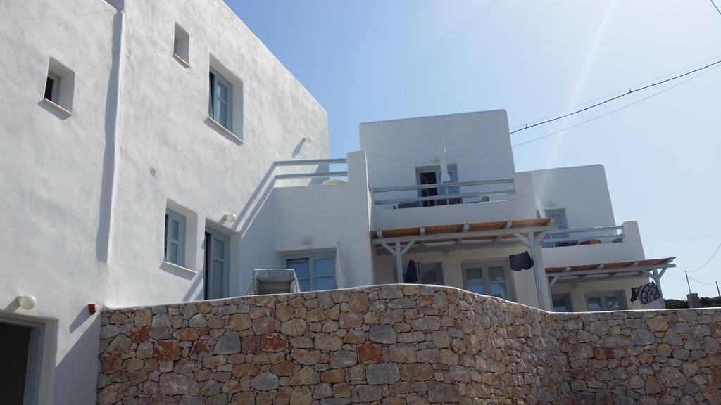 Makares Aparthotel Donoussa Buitenkant foto